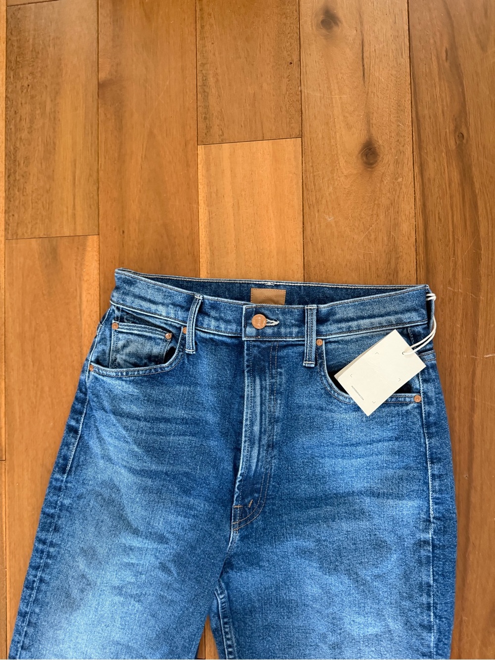 NWT Mother High Waisted Bookie Sneak Jeans in Knick Knack Paddy Wack - Picture 4 of 7